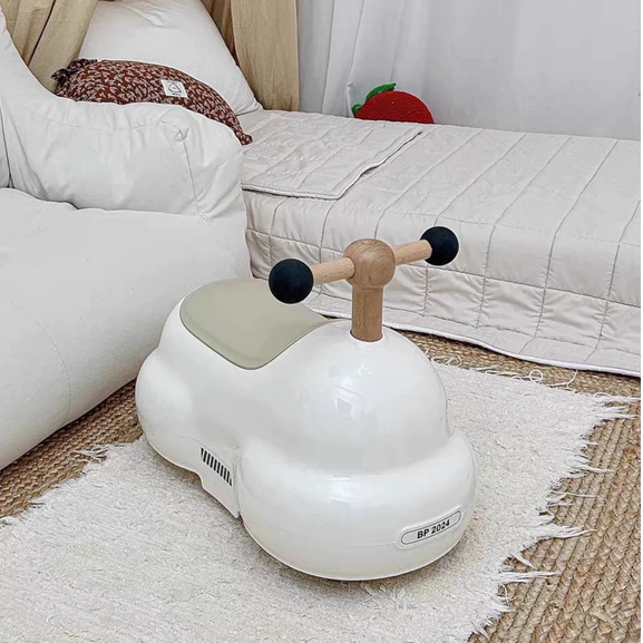 Xe chòi chân, xe đồ chơi cho bé hiệu Babypods hình hạt đậu, cốp xe lớn, bánh xe điều hướng được - Hình ảnh 3