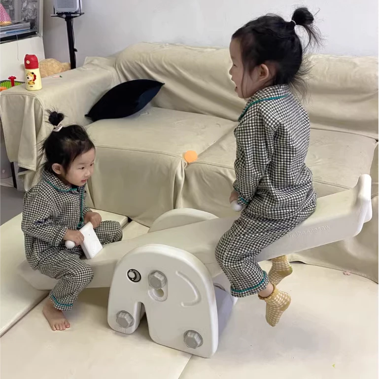 Bập bênh nhựa cho bé, nhựa nguyên sinh cao cấp, màu sắc pastel dễ phối không gian phòng Babypods - Hình ảnh 7